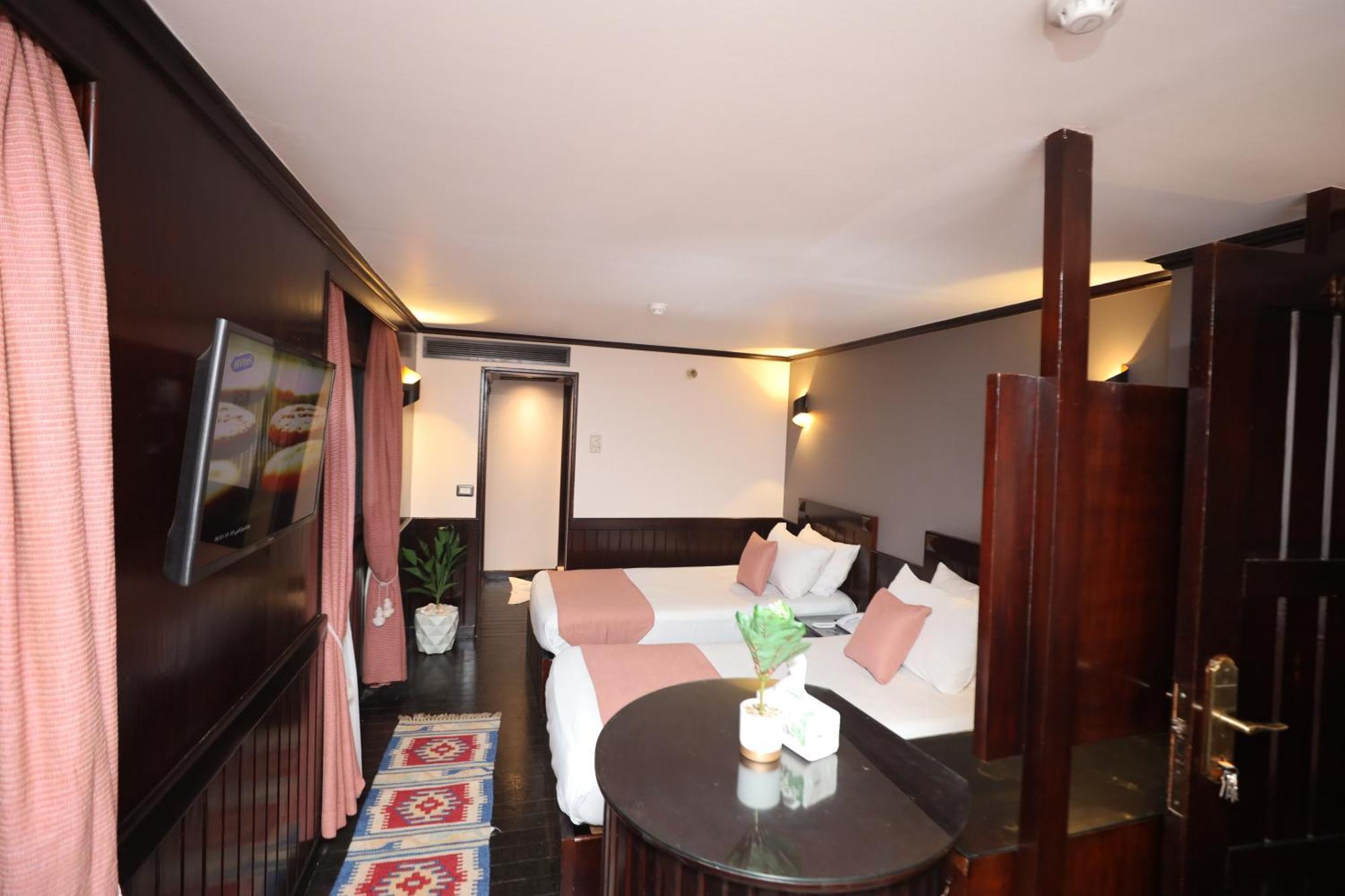 You Nile View Hotel Giza Bagian luar foto