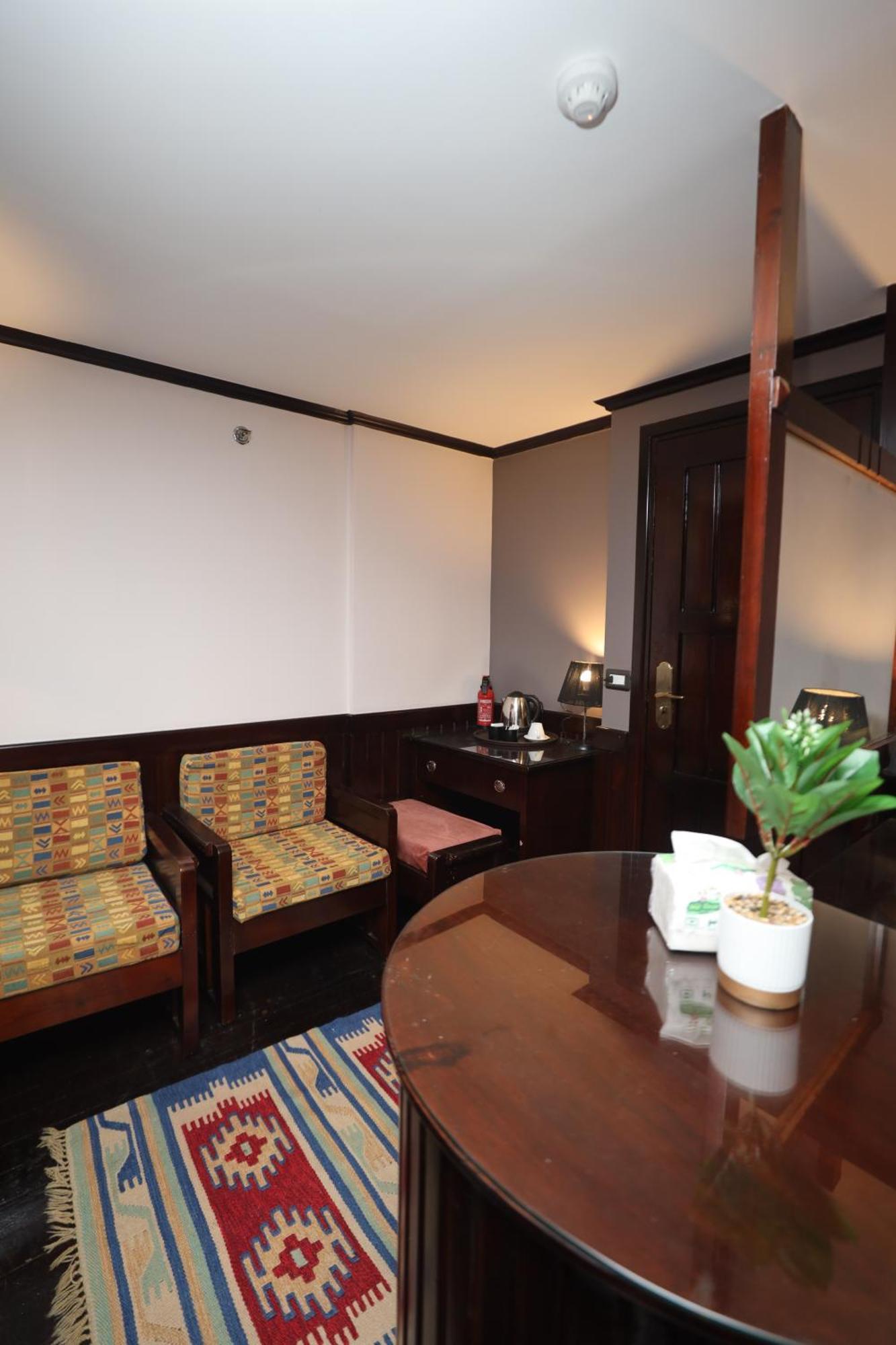 You Nile View Hotel Giza Bagian luar foto