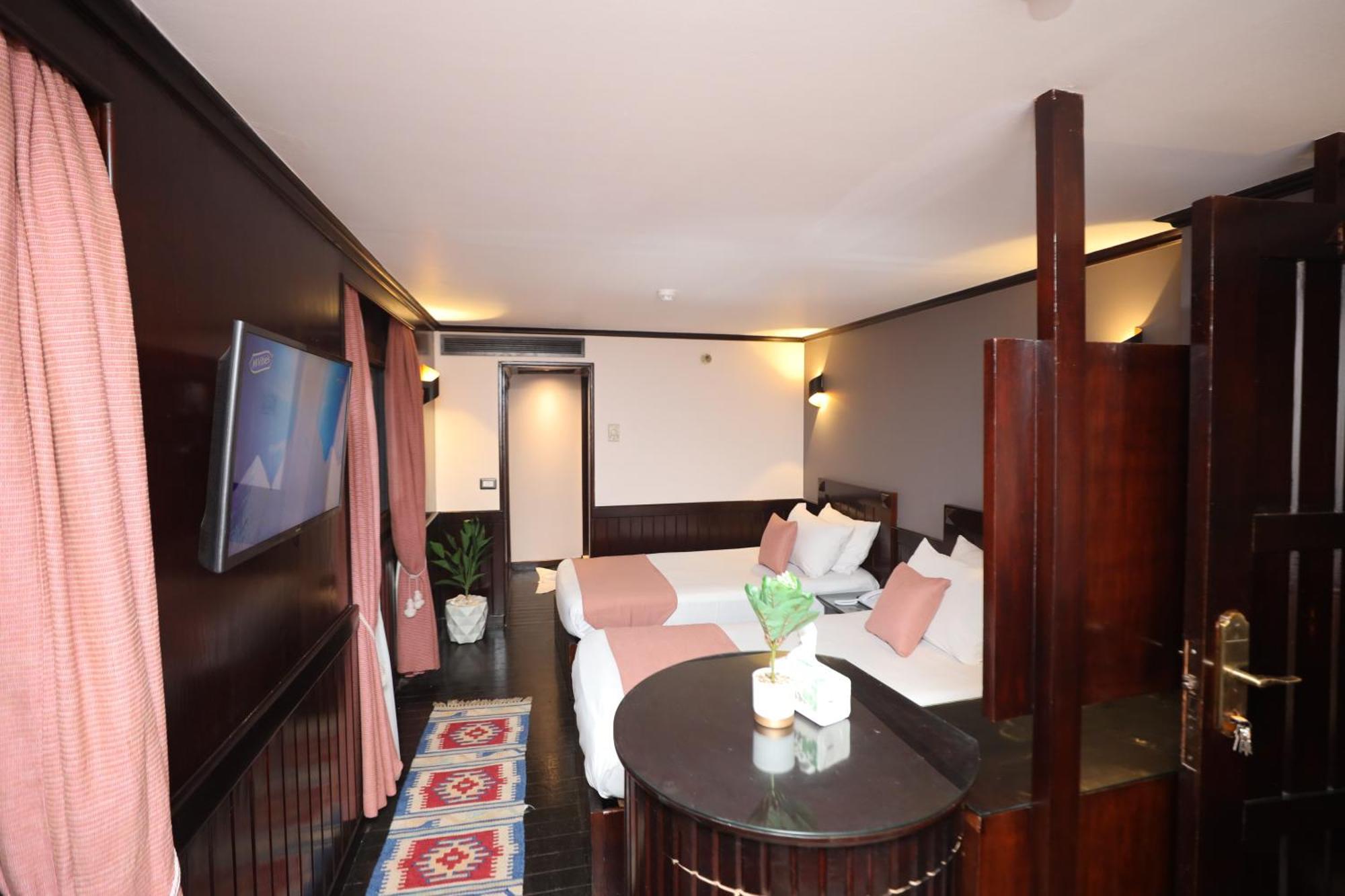 You Nile View Hotel Giza Bagian luar foto