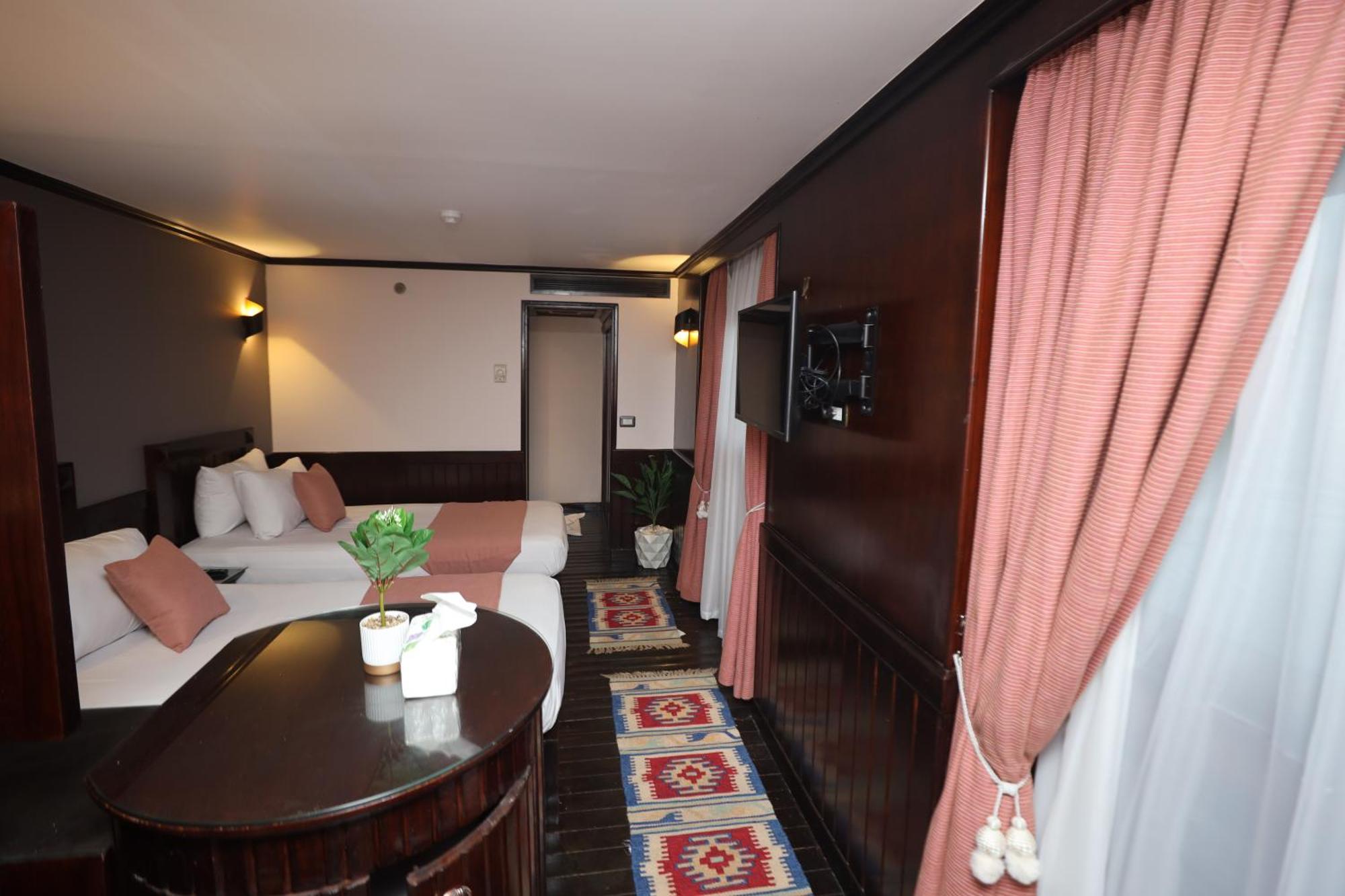 You Nile View Hotel Giza Bagian luar foto