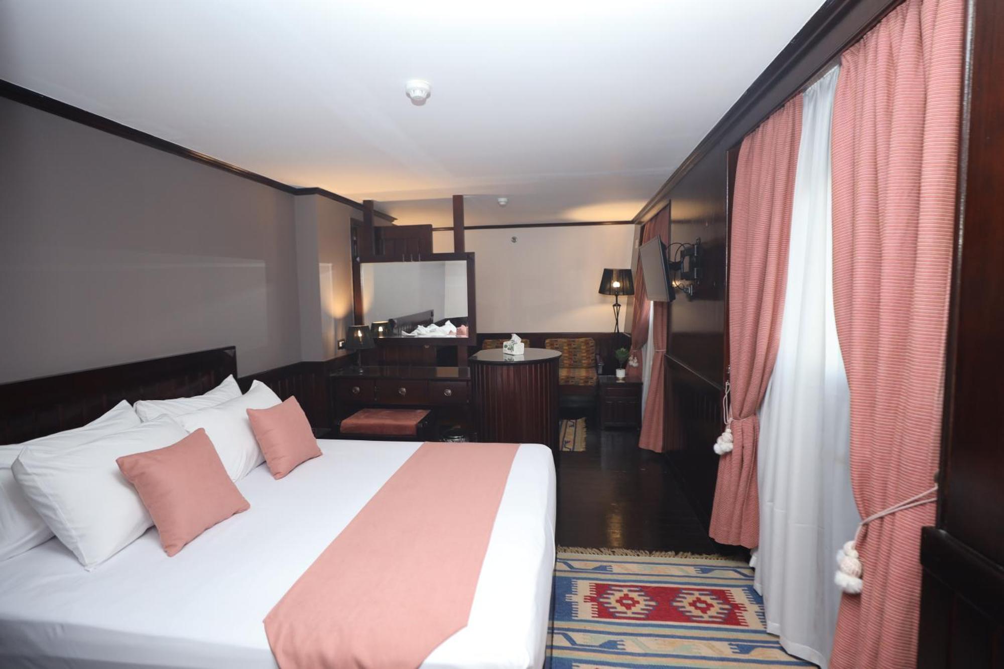 You Nile View Hotel Giza Bagian luar foto