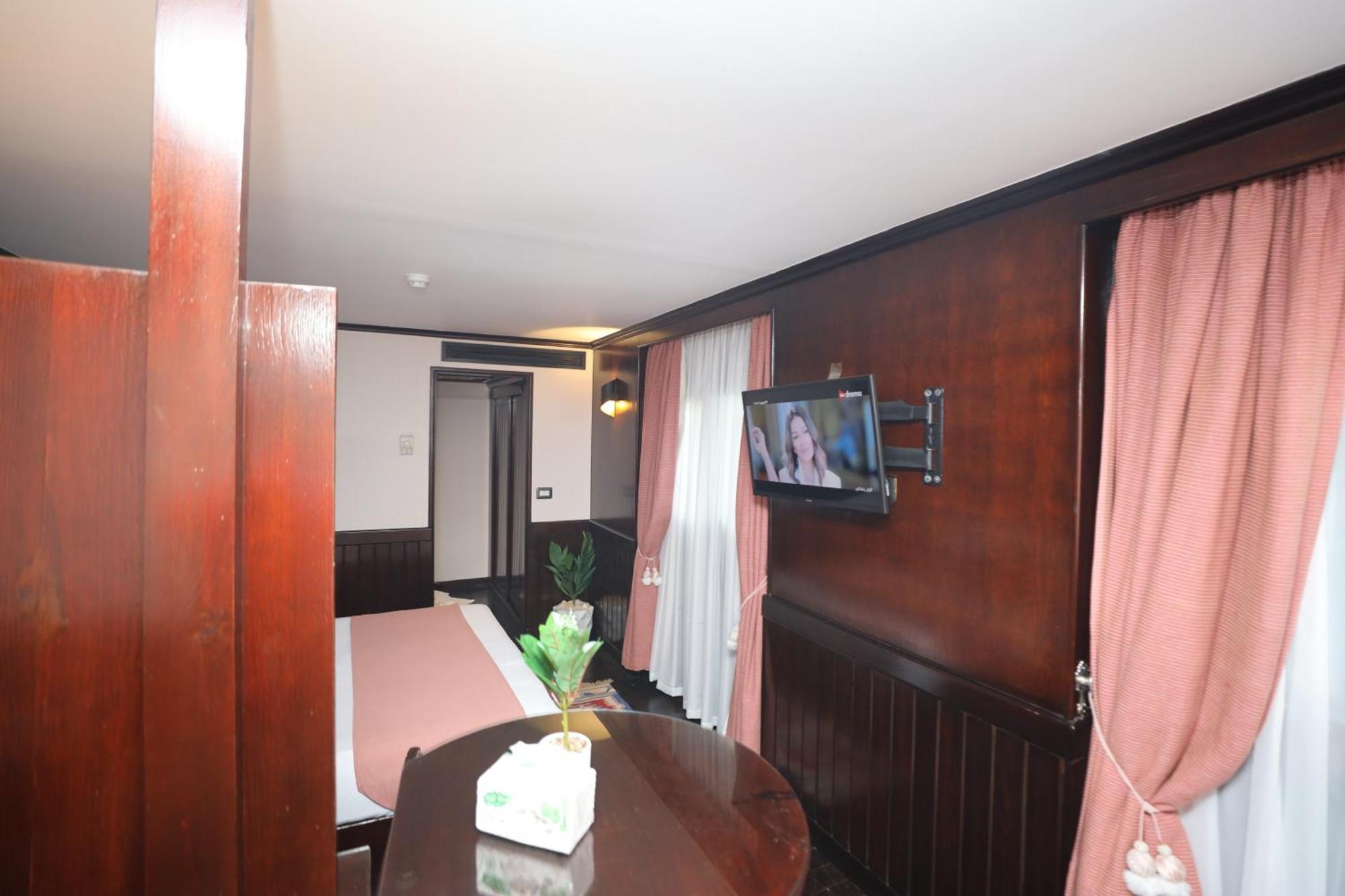 You Nile View Hotel Giza Bagian luar foto