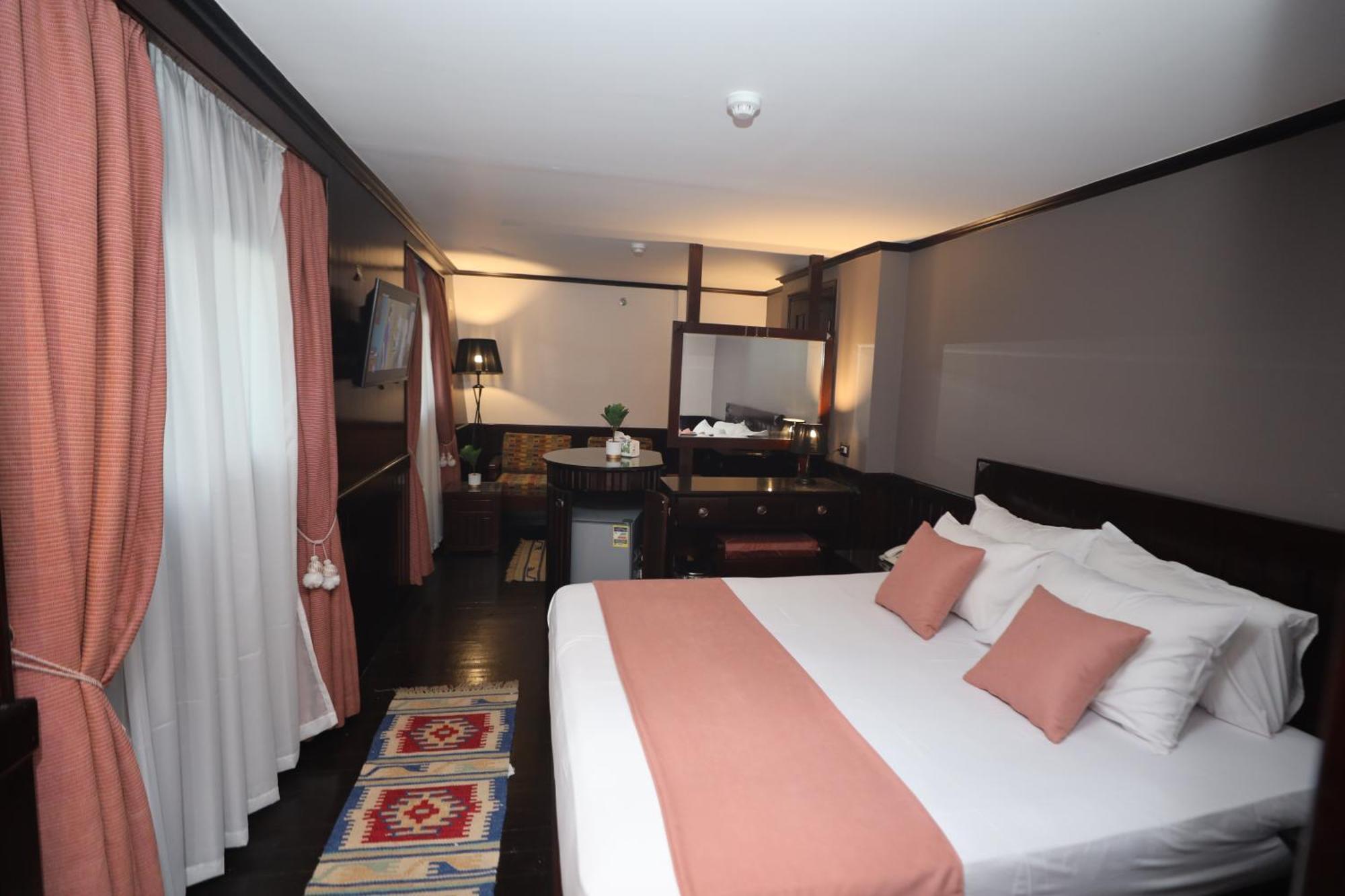 You Nile View Hotel Giza Bagian luar foto